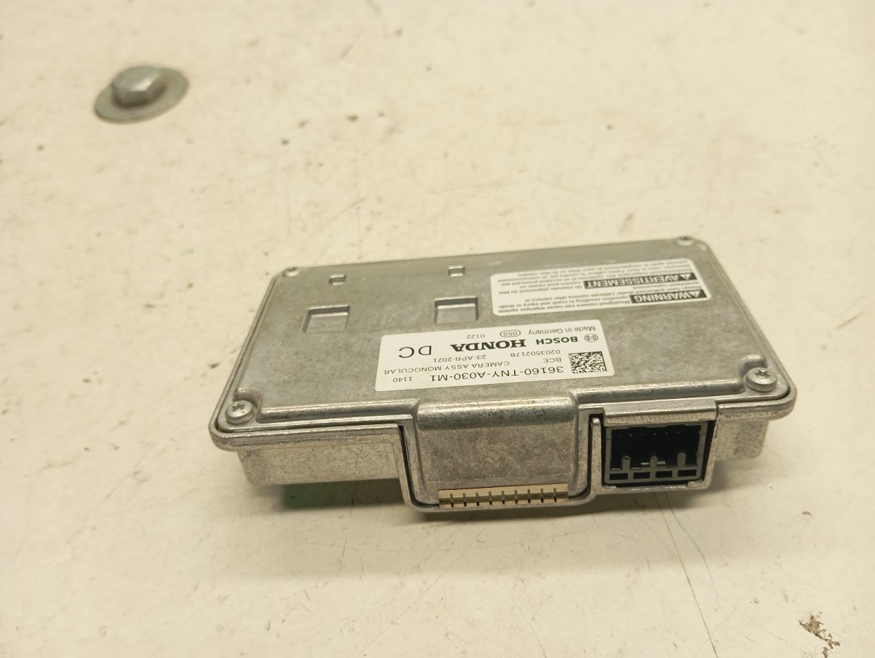 Part image 3