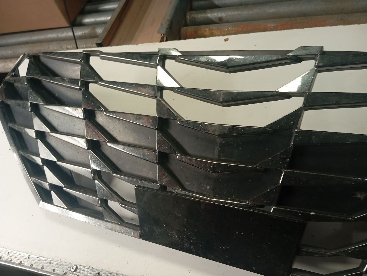 Part image 4