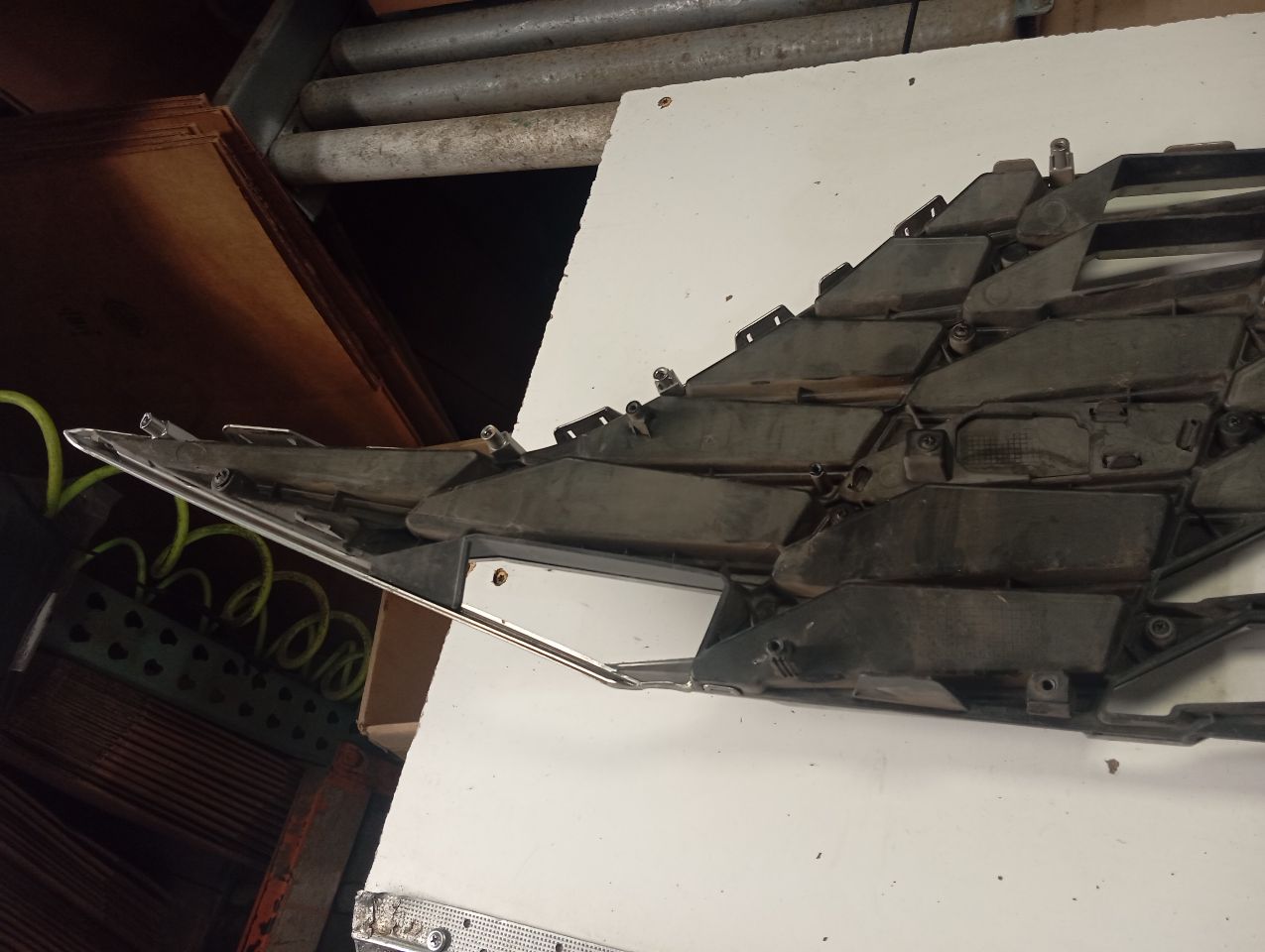 Part image 8