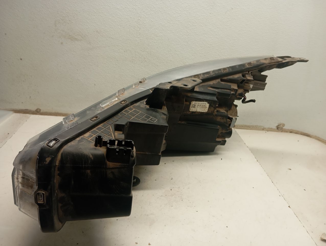 Part image 3
