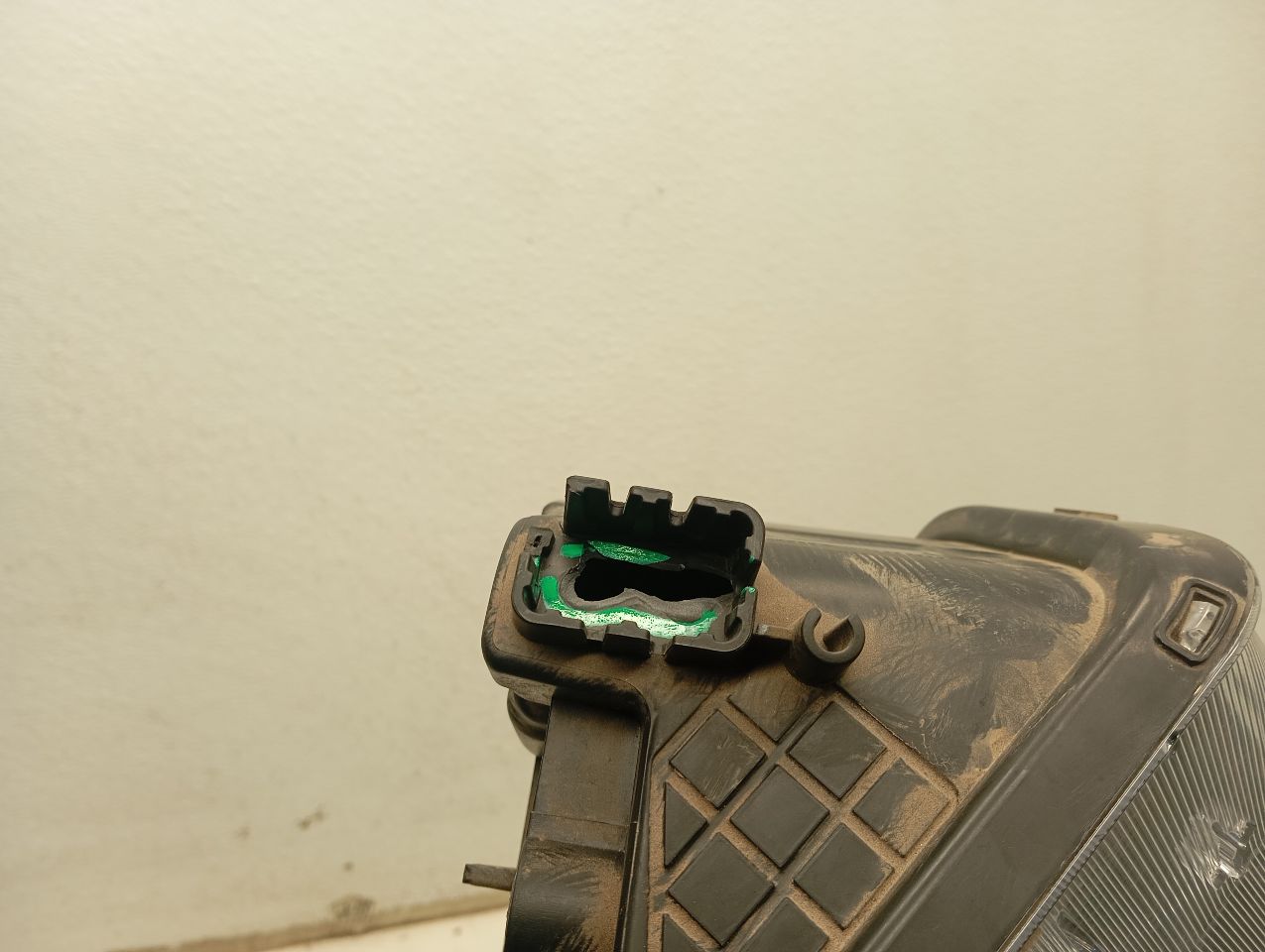 Part image 6