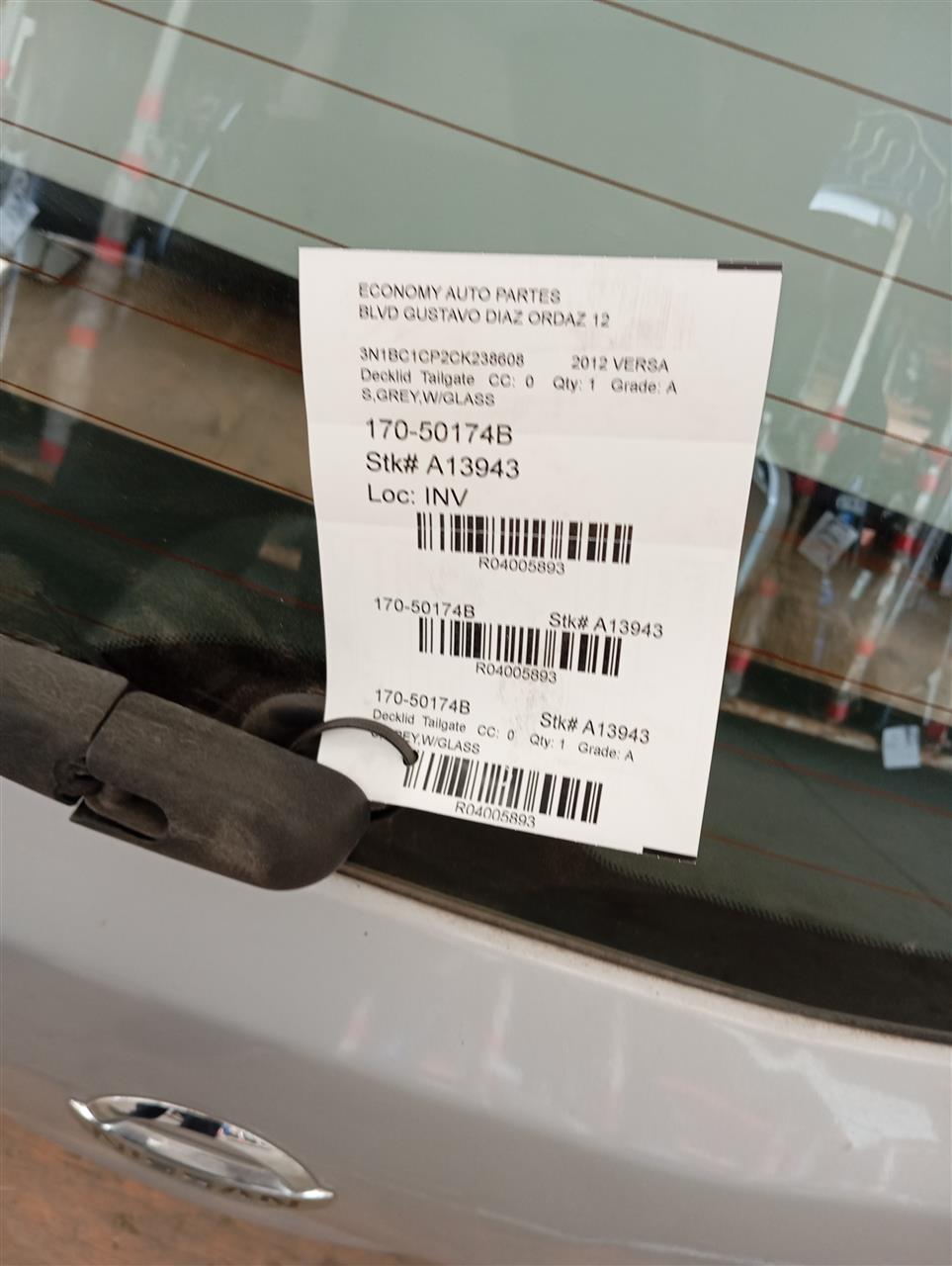 2012 Nissan VERSA Decklid  Tailgate