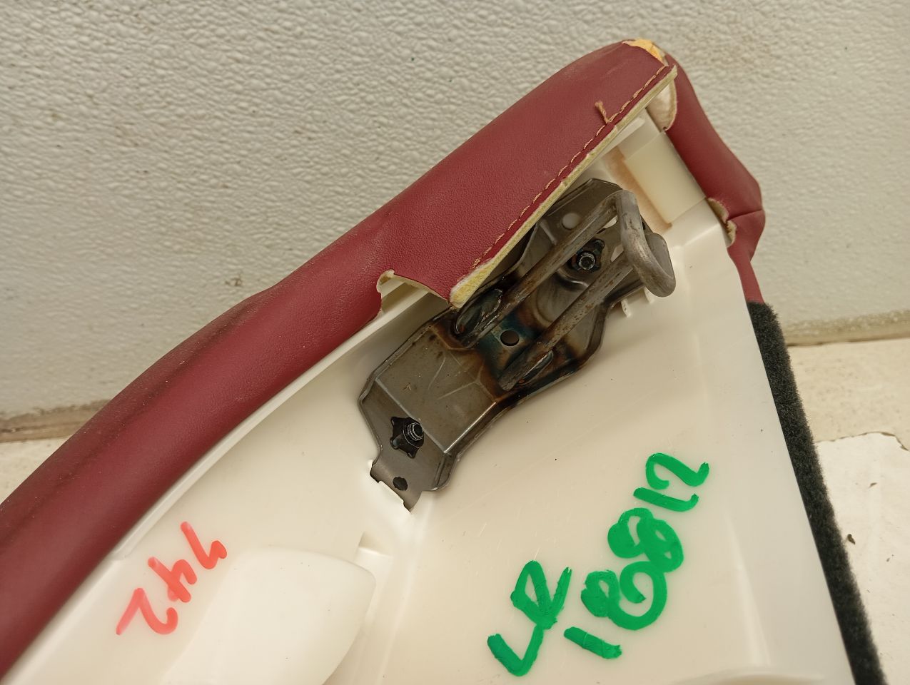 Part image 3