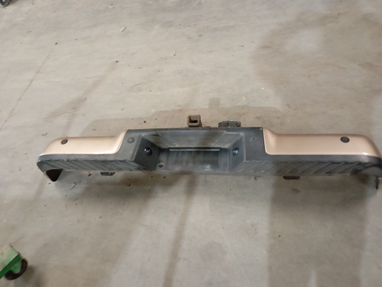 Part image 1