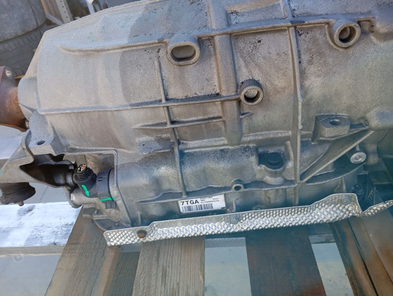 Part image 9