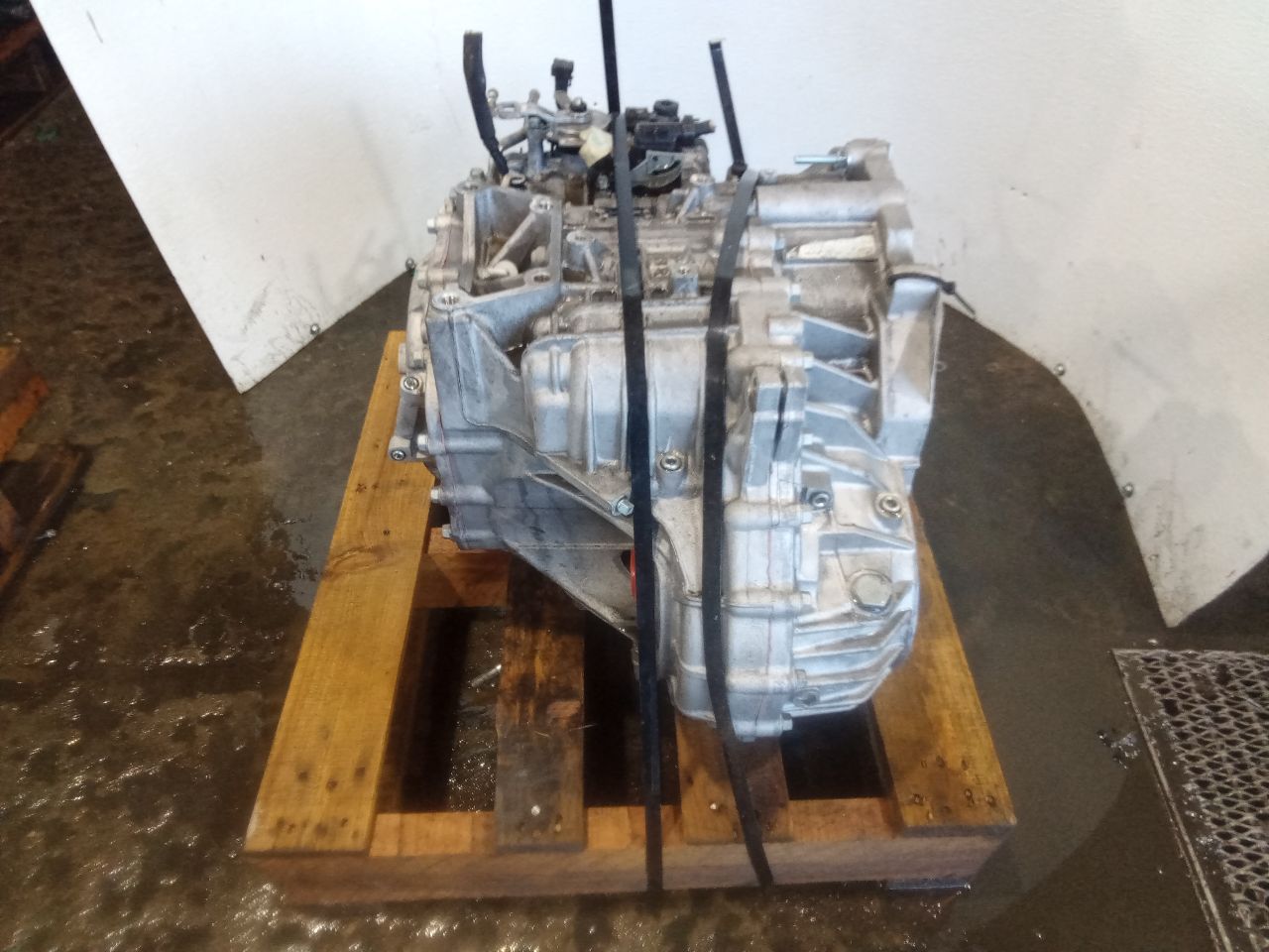 Part image 3