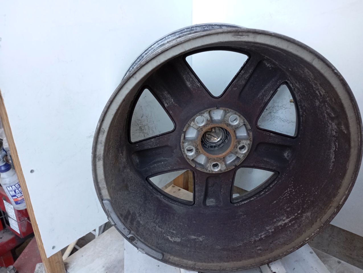 Part image 3
