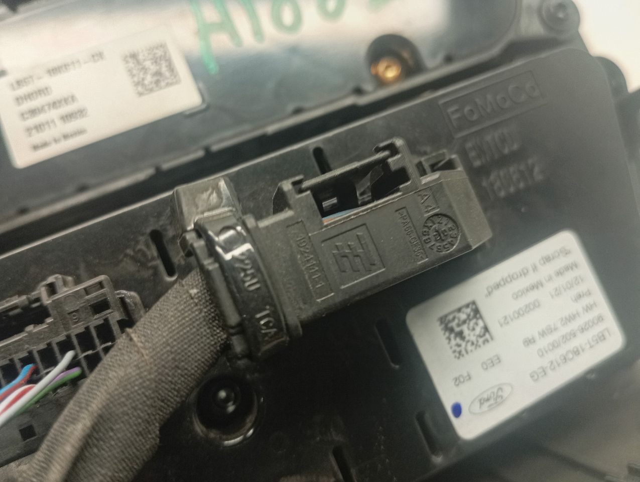 Part image 4