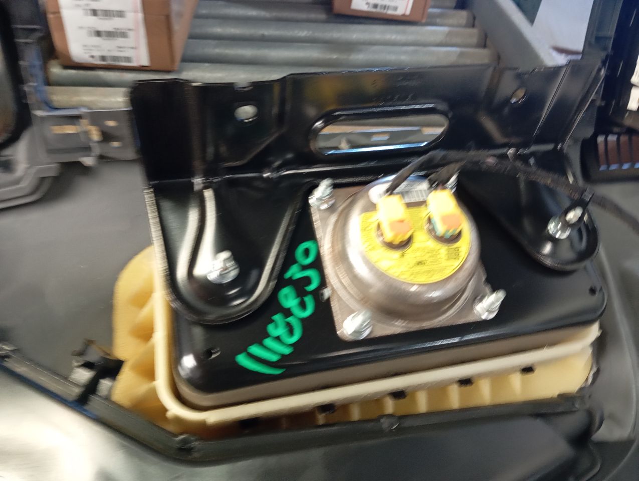 Part image 4