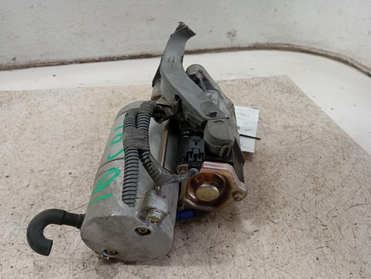 Part image 3