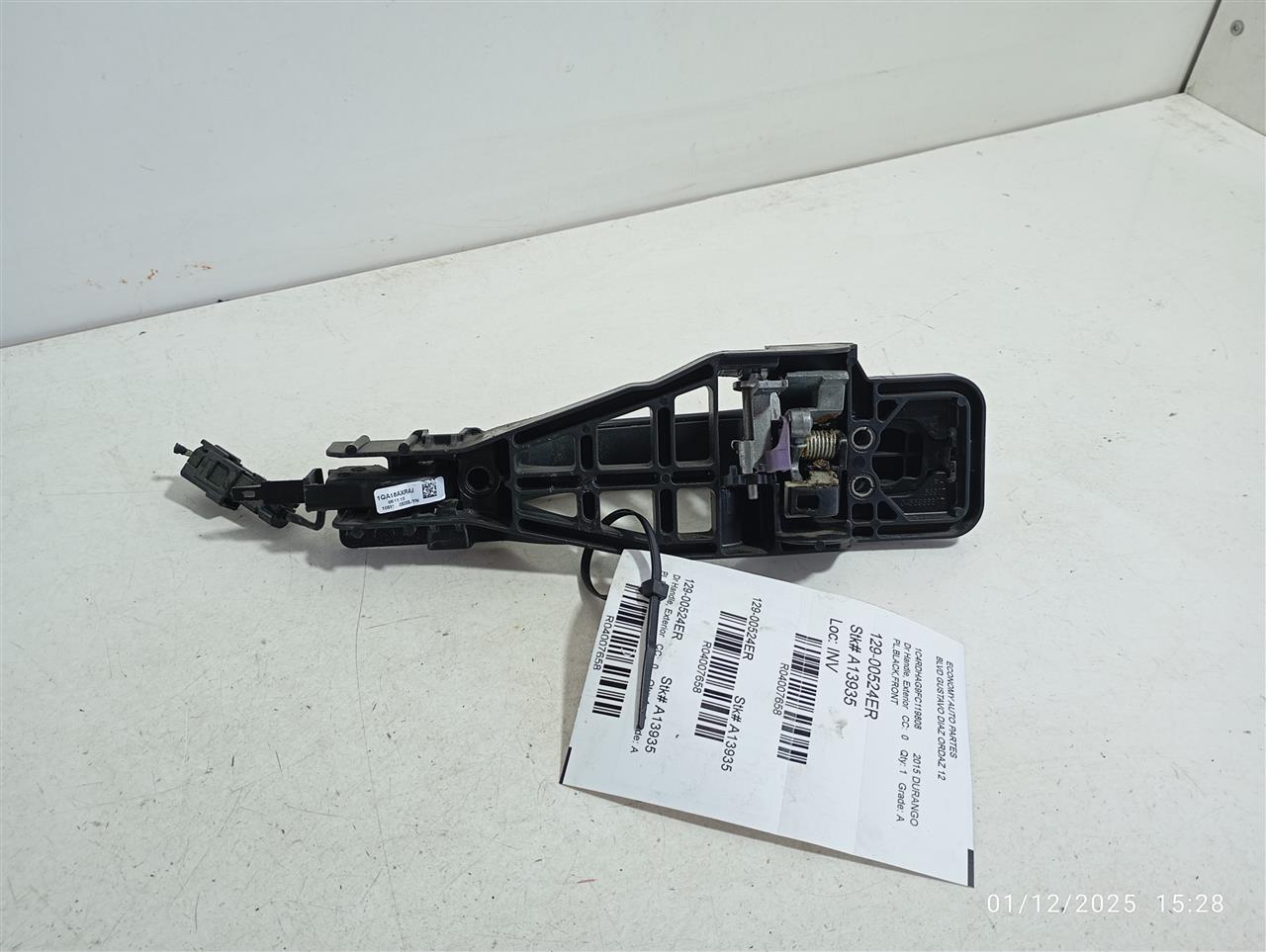 2015 Chrysler DURANGO Dr Handle, Exterior