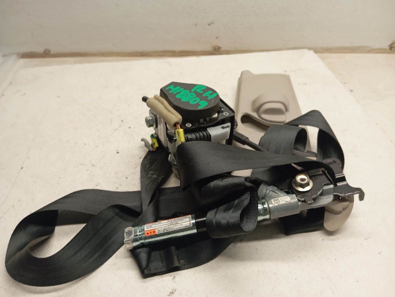 Used 2018 Honda ACCORD Seat Belt, Front - Stock #H18809