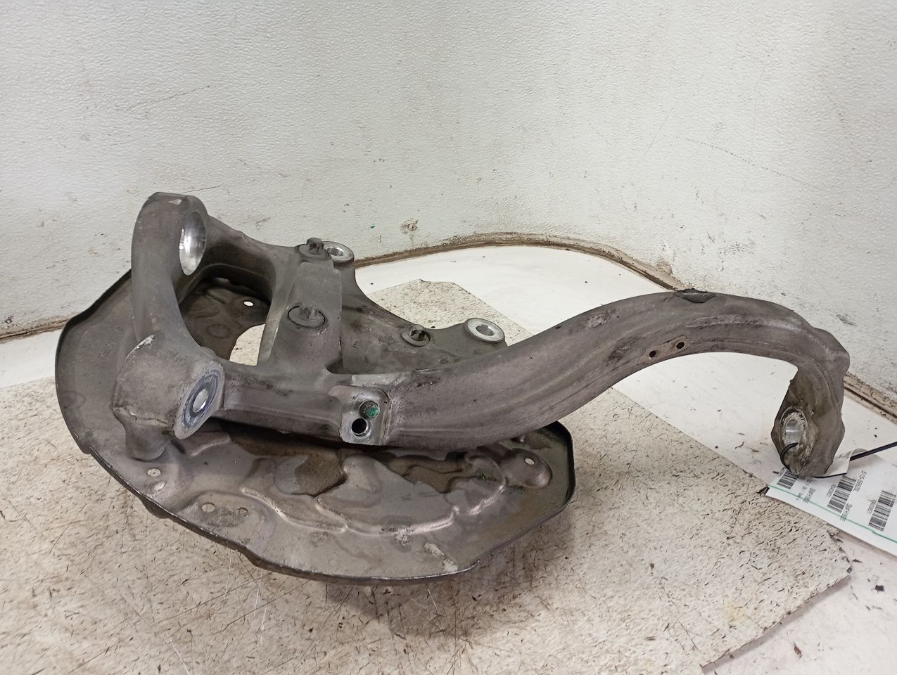 2016 Mercedes-Benz MERCEDES C-CLASS Spindle Knuckle, Fr
