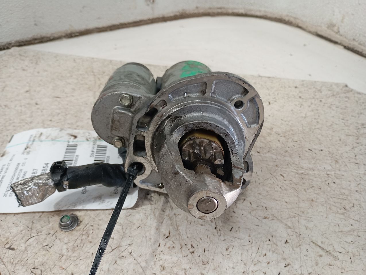 Part image 3