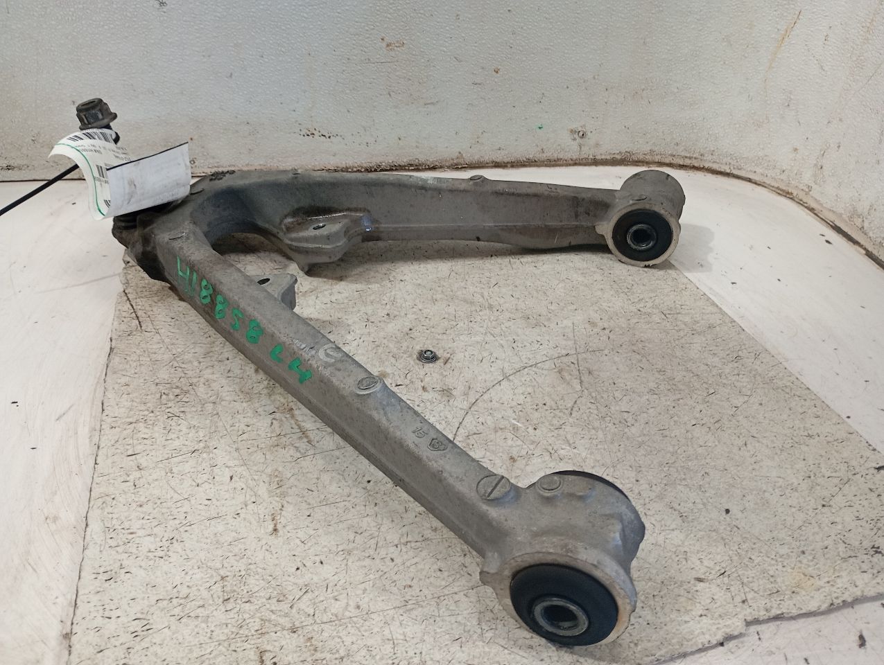 Part image 4