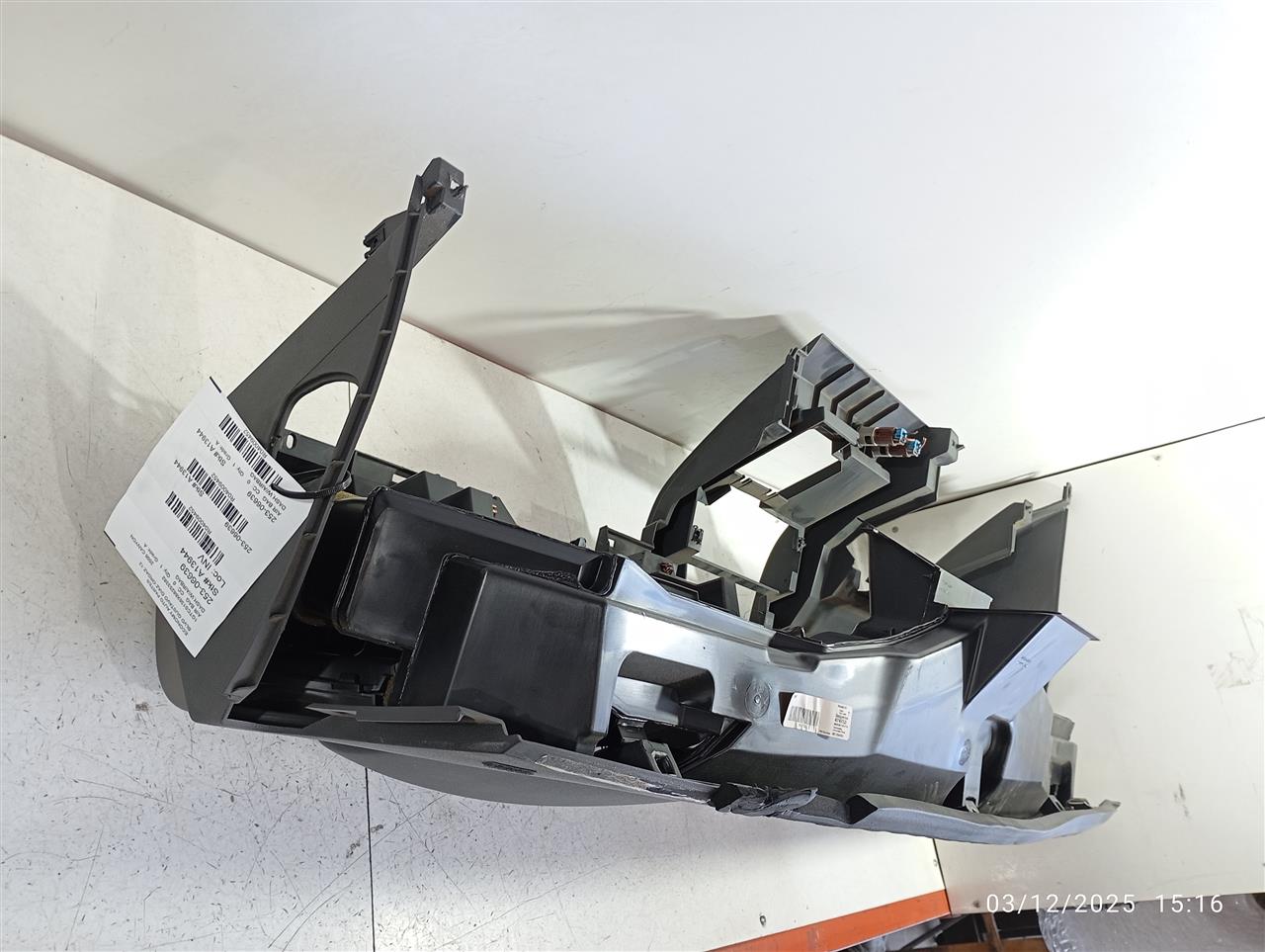 Part image 6