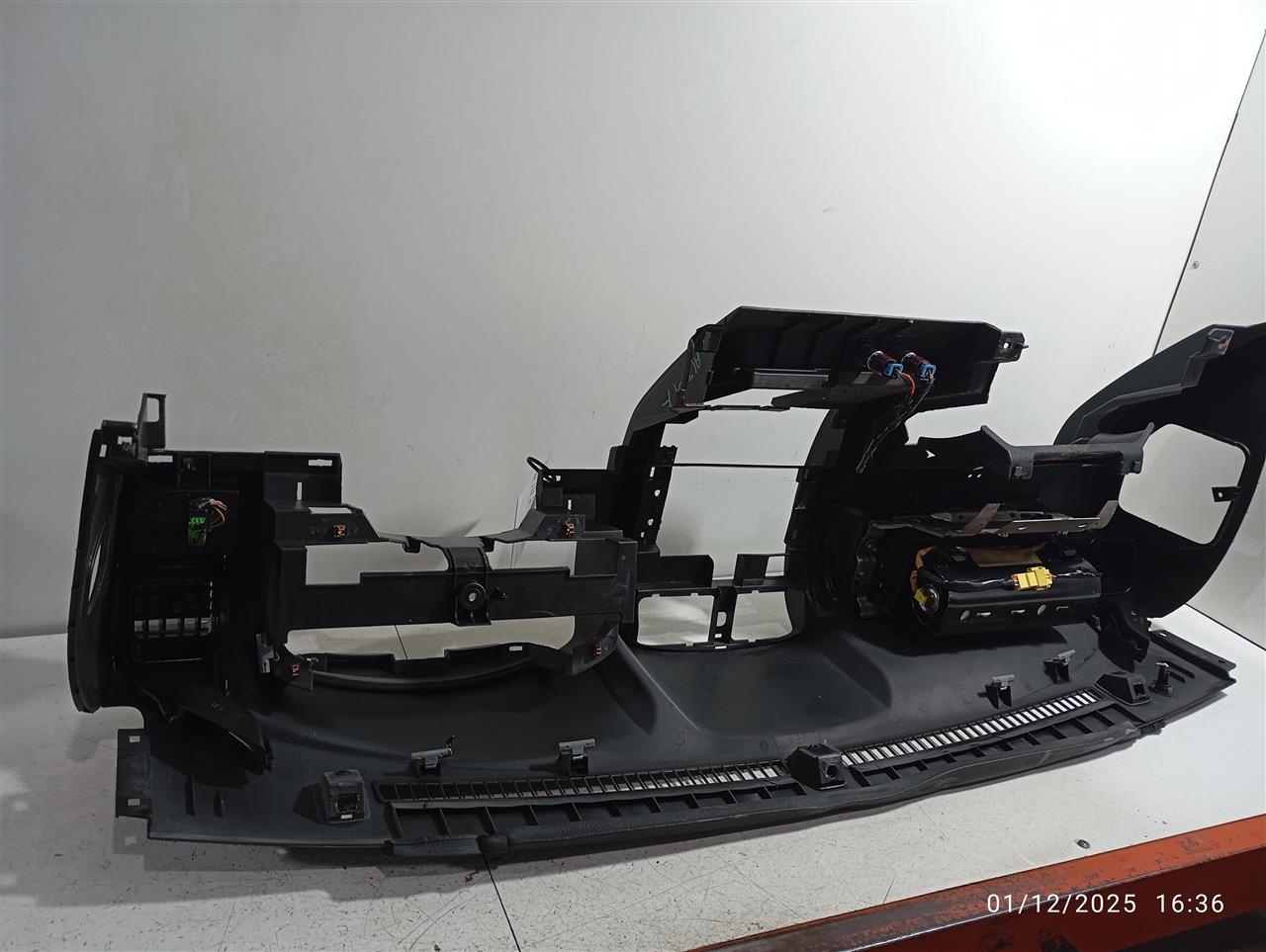 Part image 2