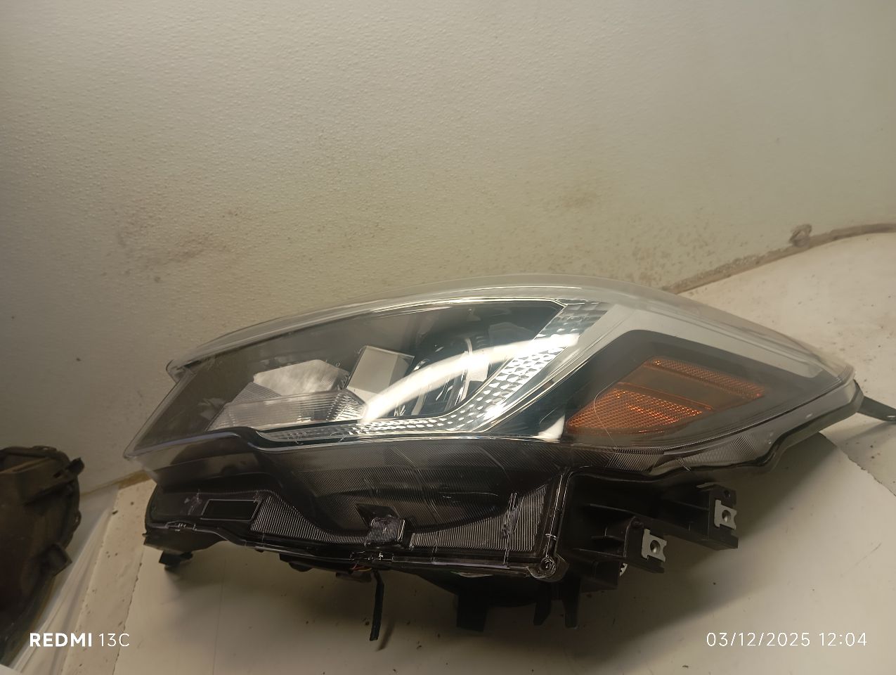 Part image 4