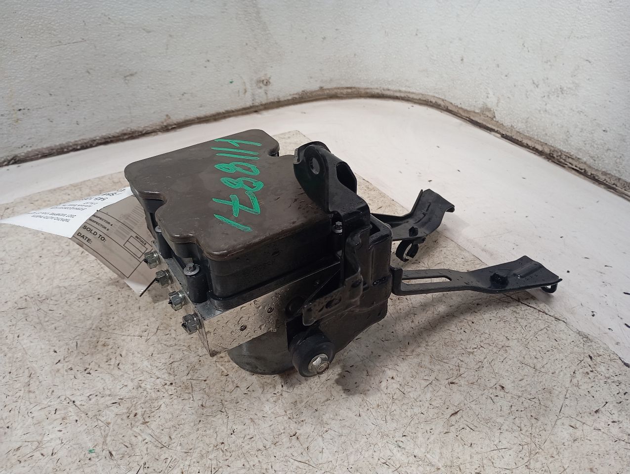 Part image 4