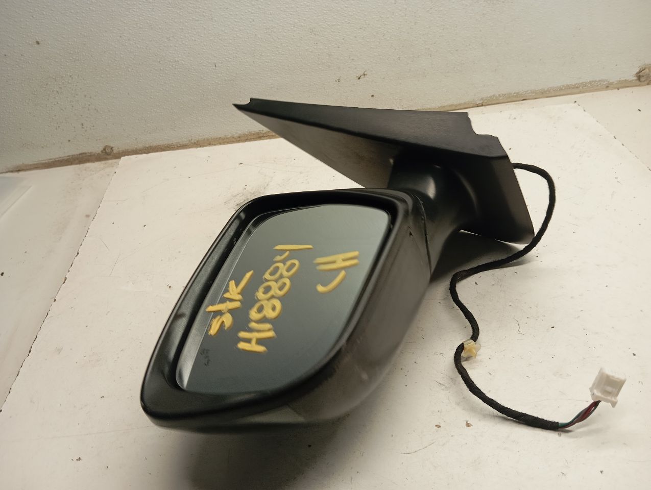 Part image 6