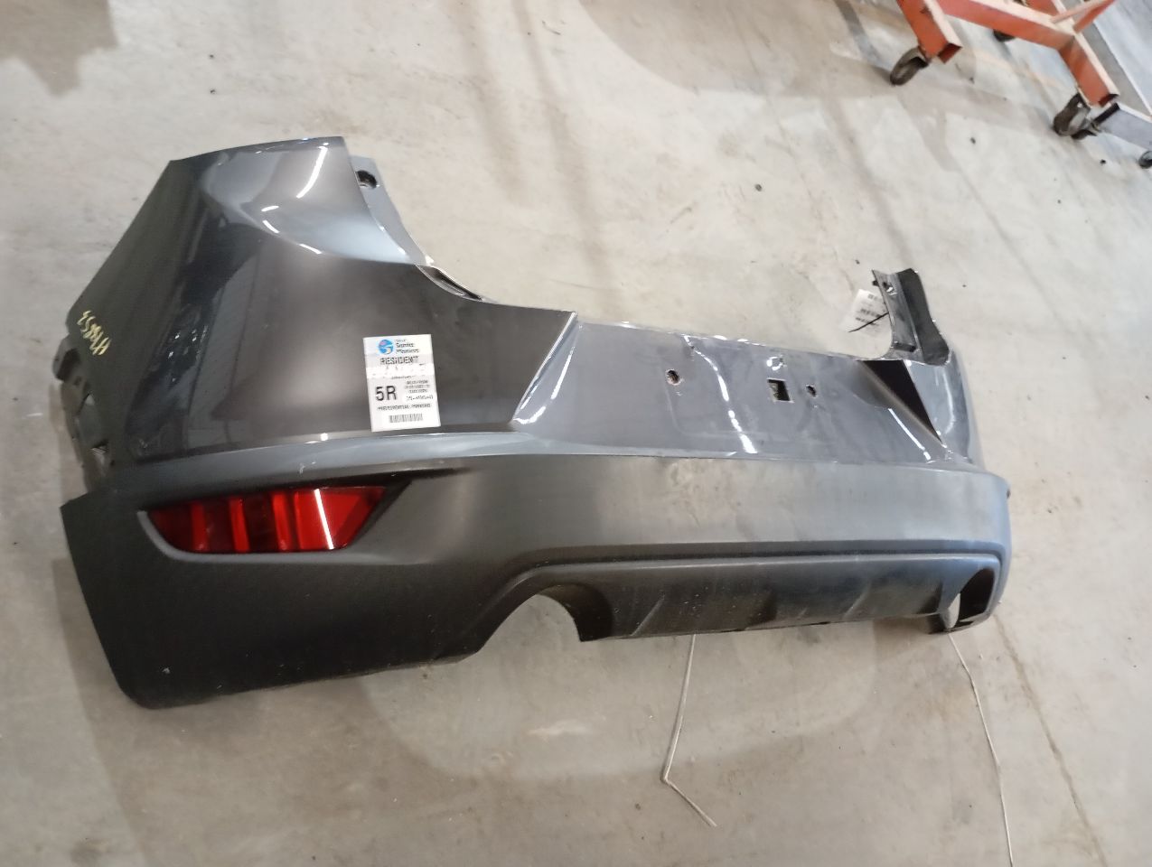 Part image 3