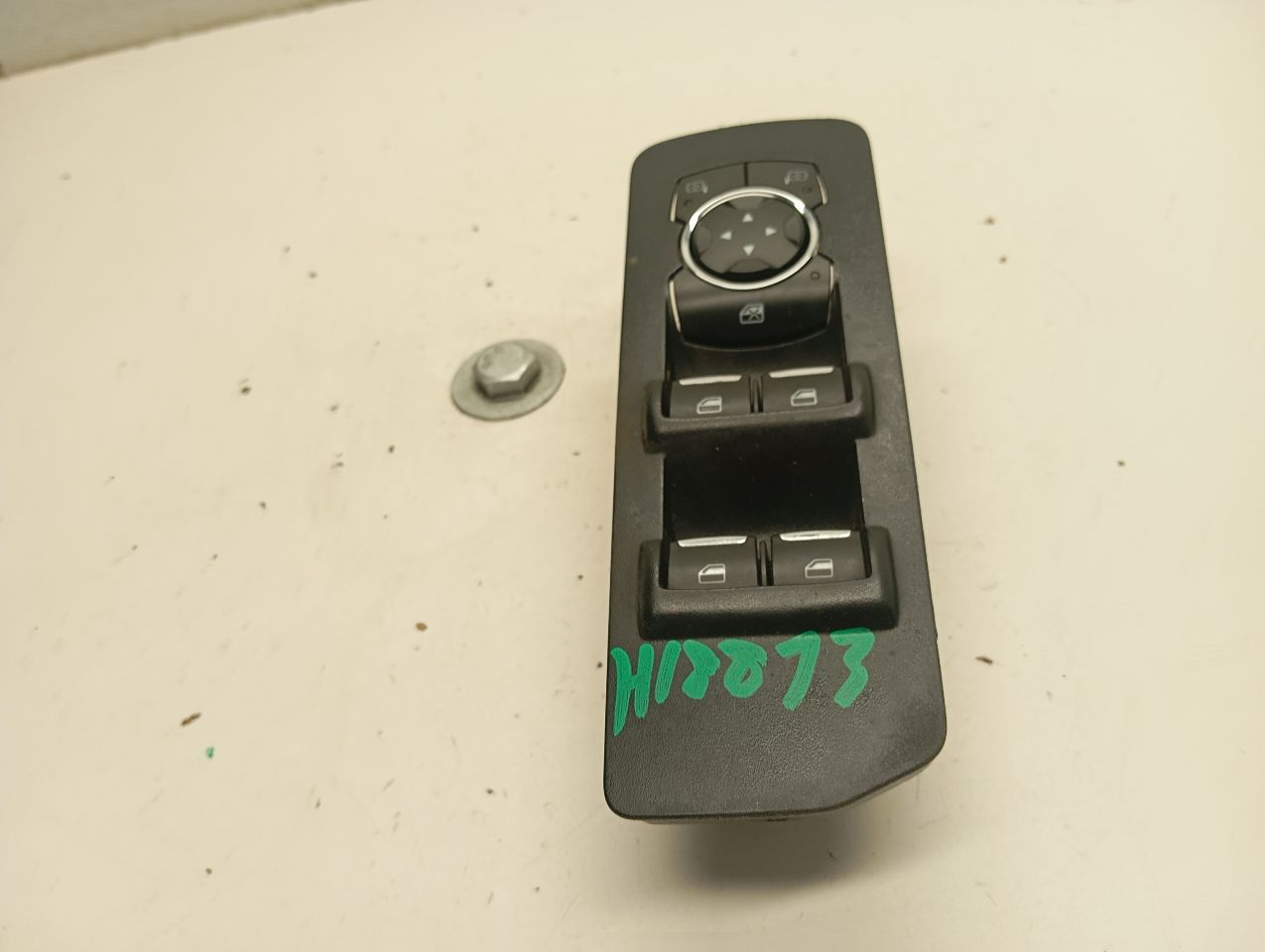 Used 2015 Ford FORD F150 PICKUP Front Door Switch - Stock #H18873