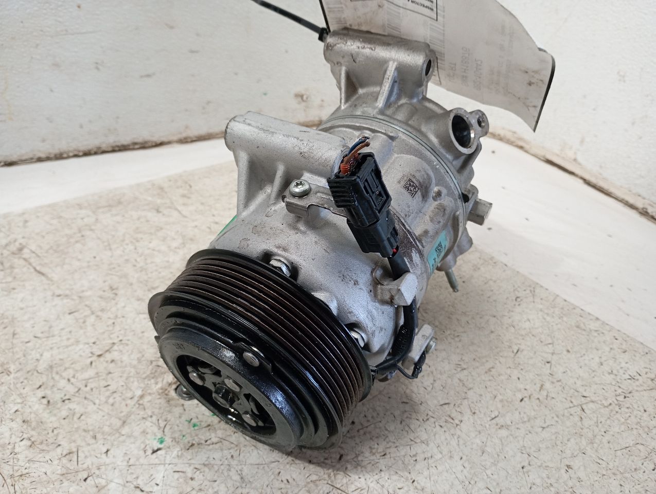 Part image 3