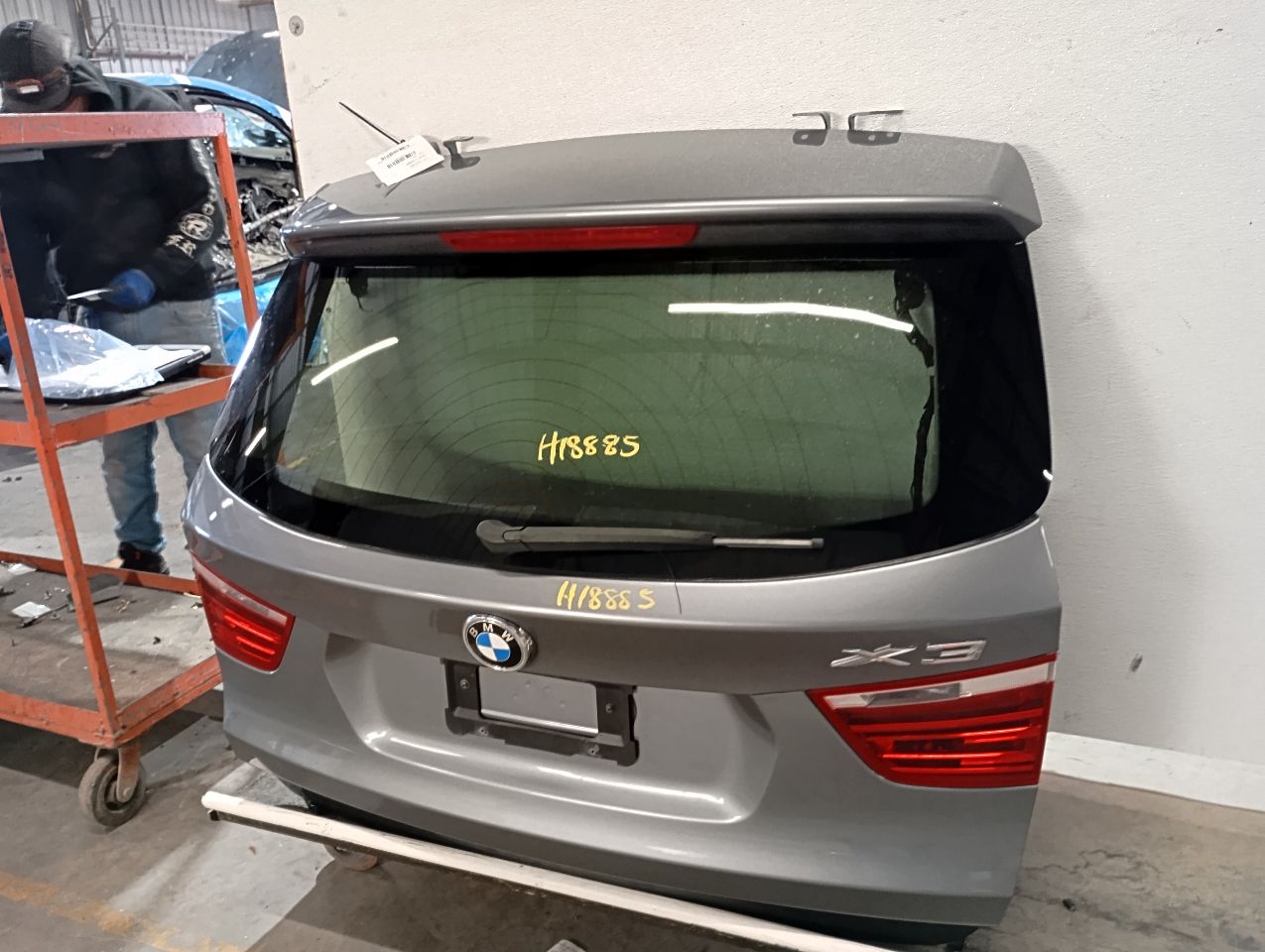 Part image 3