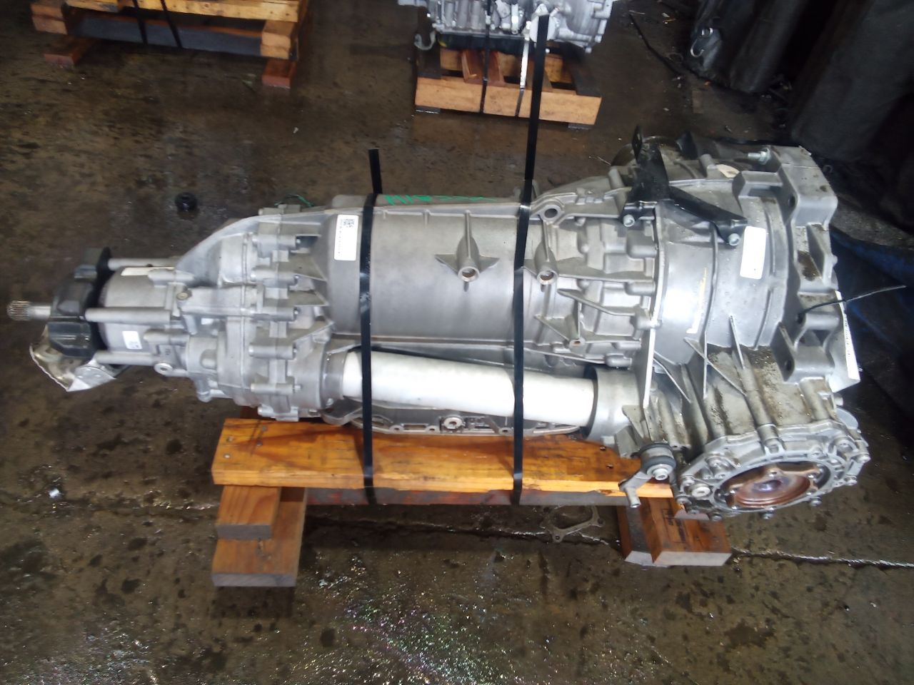Part image 3