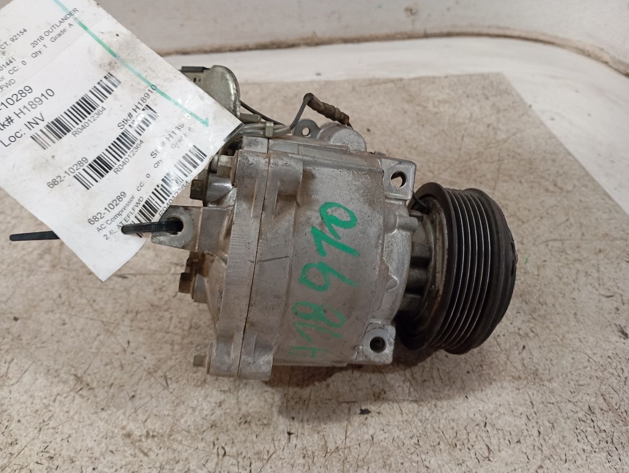 2016 Mitsubishi OUTLANDER AC Compressor