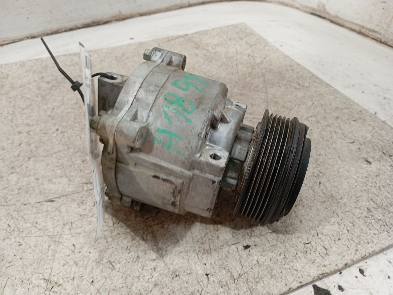 Part image 7