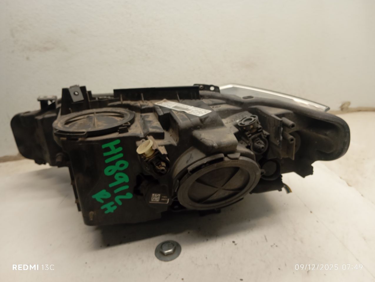 Part image 5