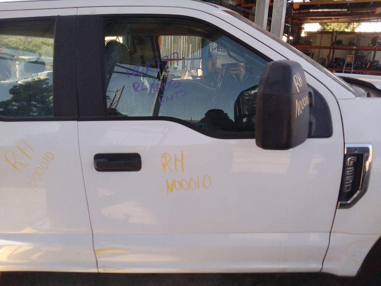 2017 Ford FORD F250SD PICKUP Door Assembly, Fr