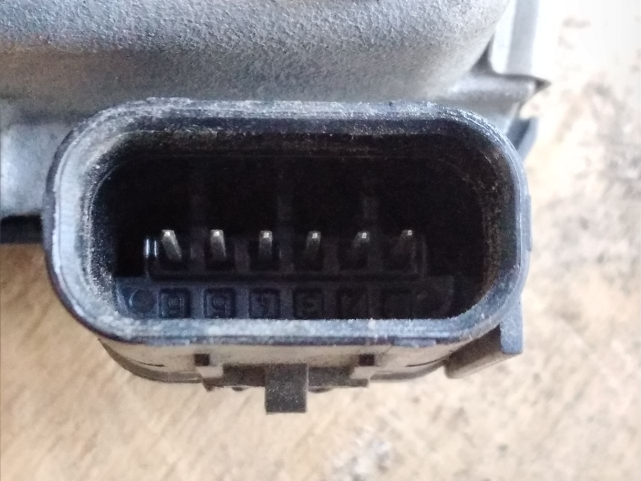 Part image 16