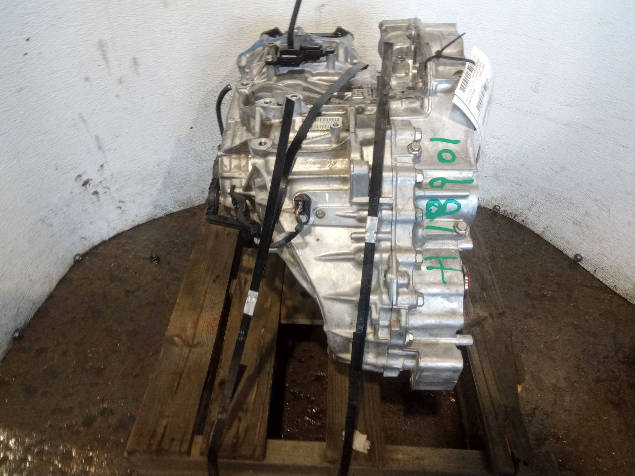 Part image 10