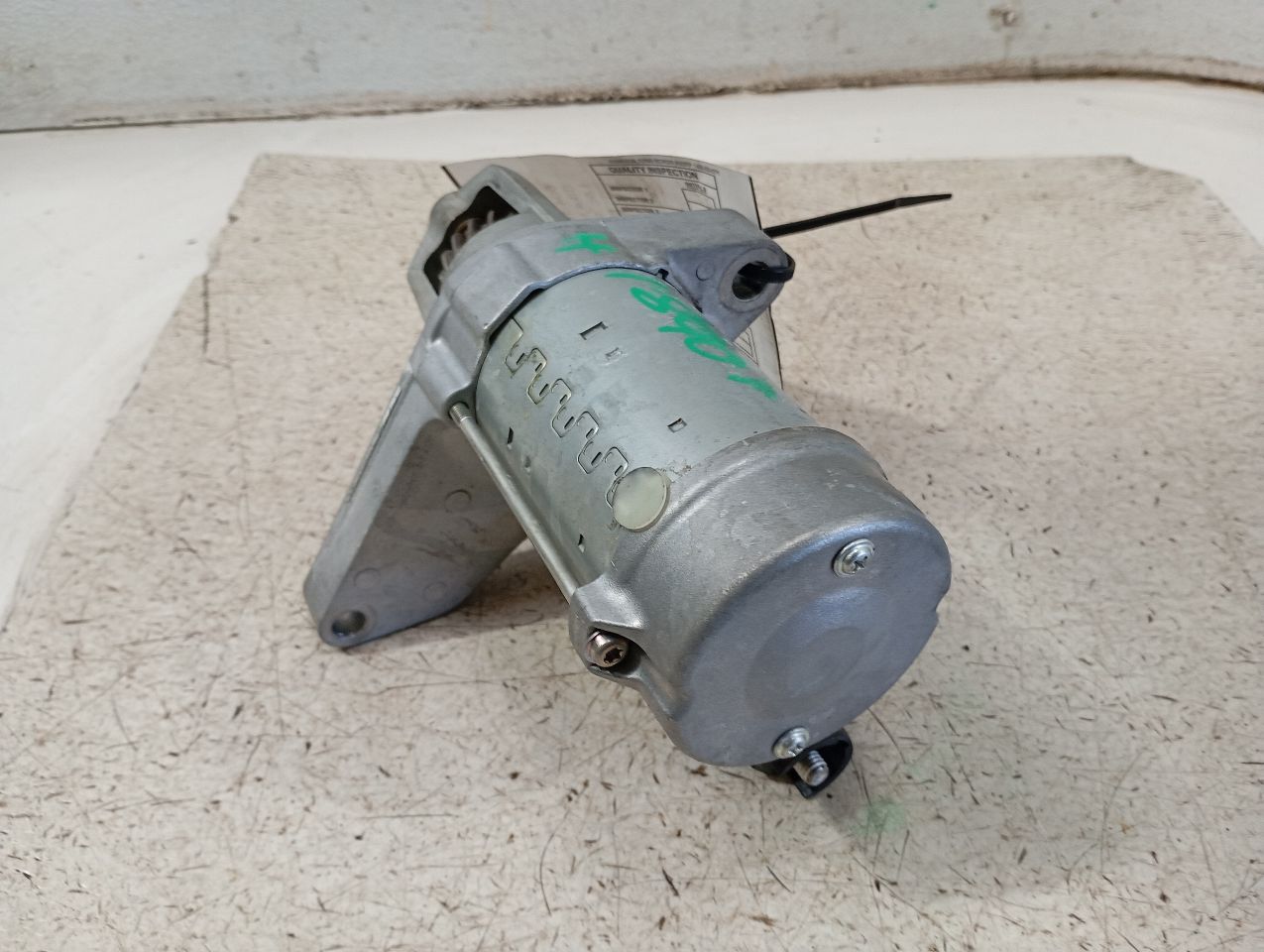 Part image 3