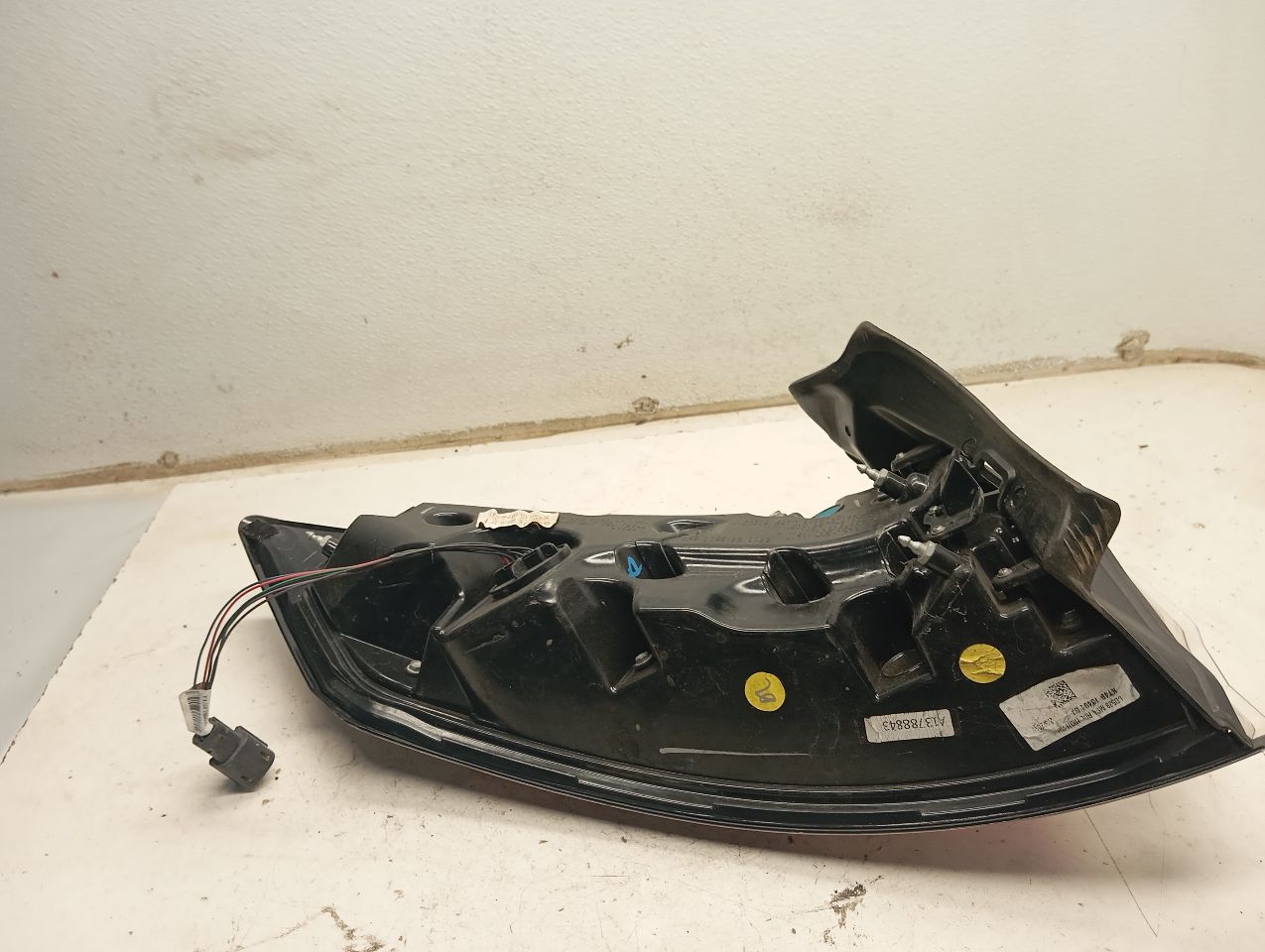 Part image 4