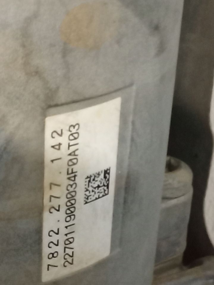 Part image 9