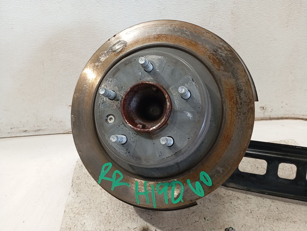 Part image 3