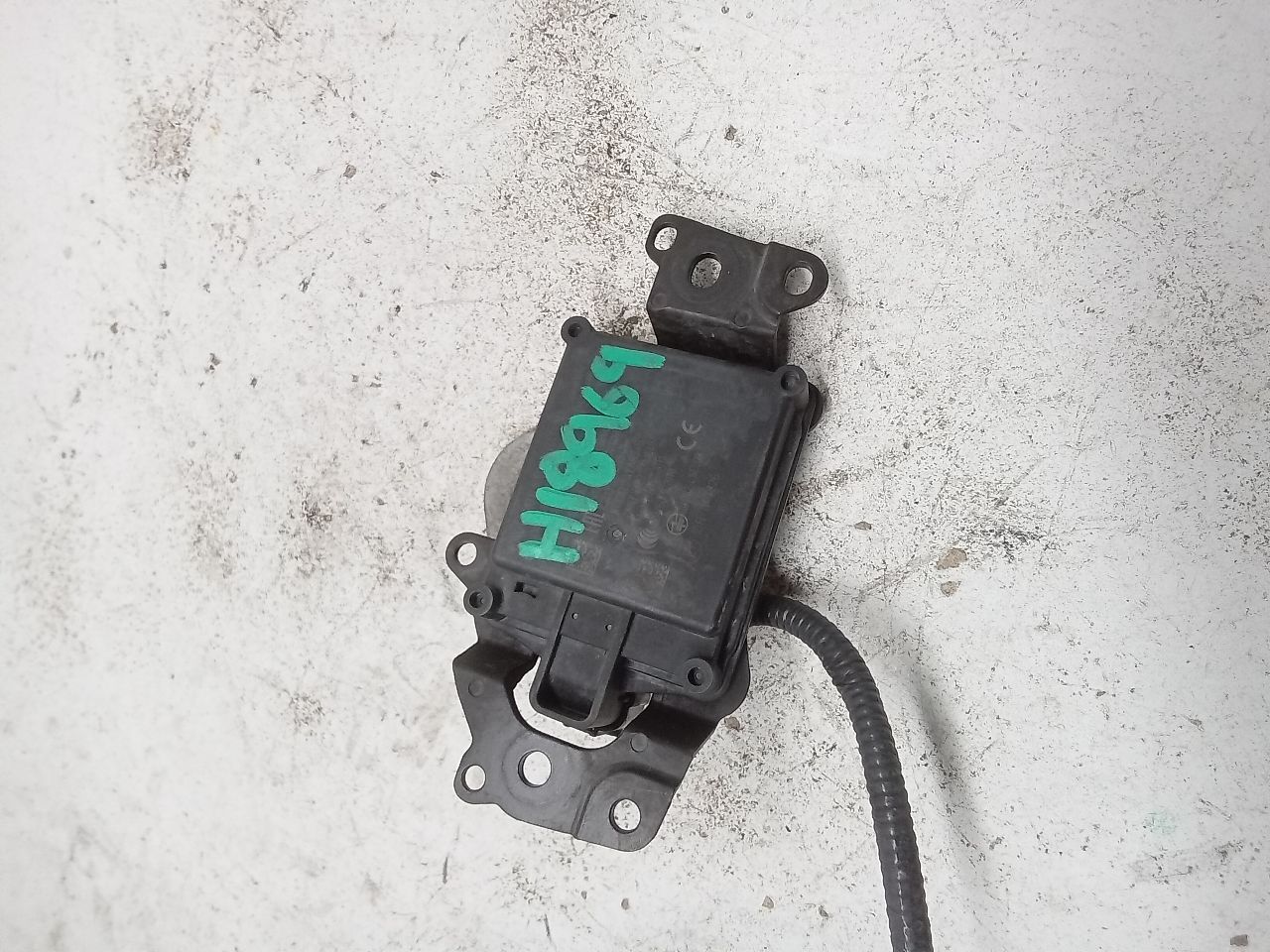 Part image 1