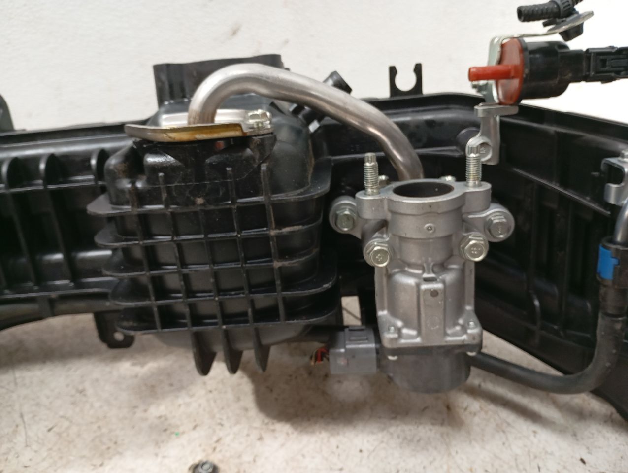 Part image 12