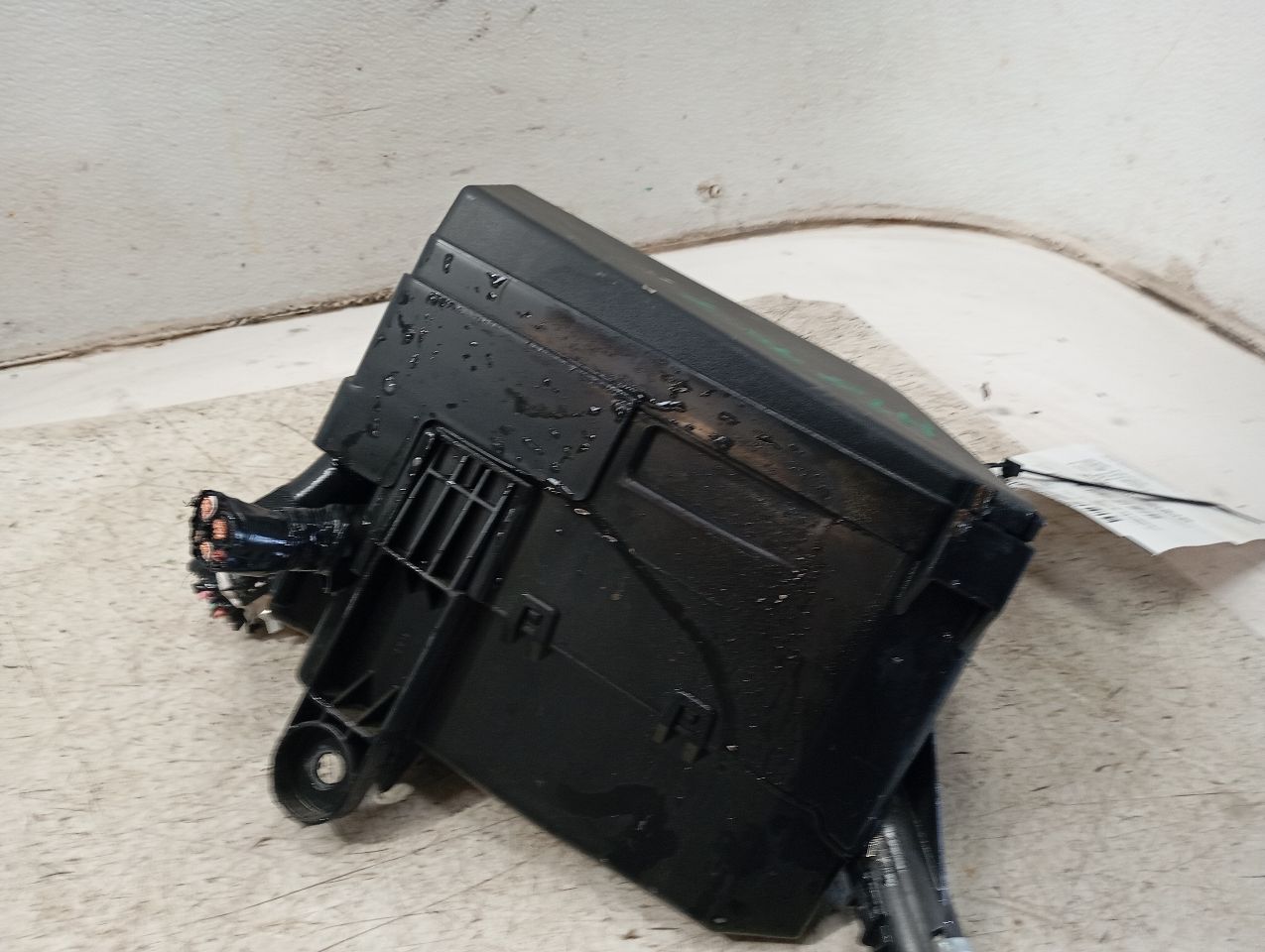 Part image 3