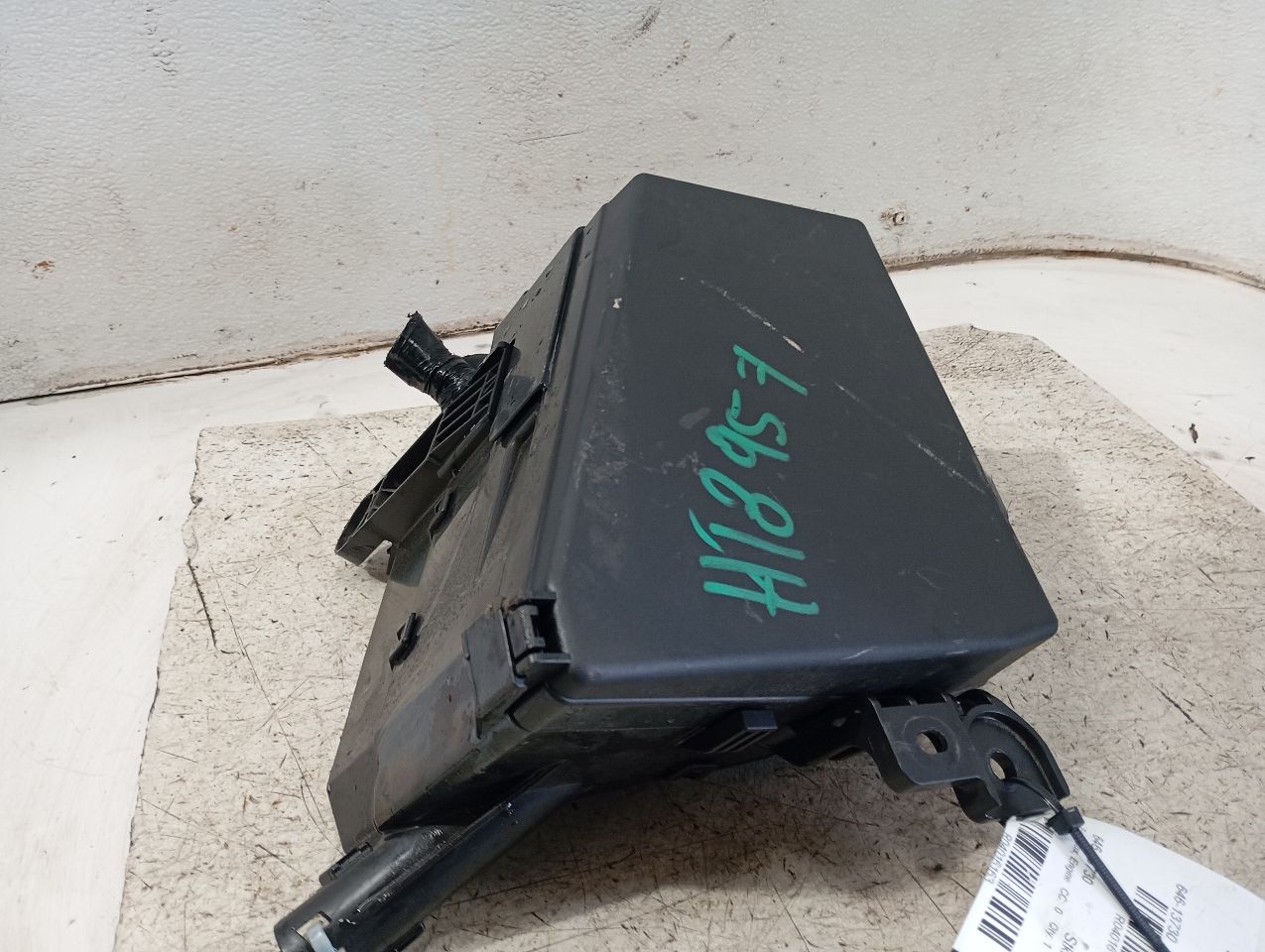 Part image 4