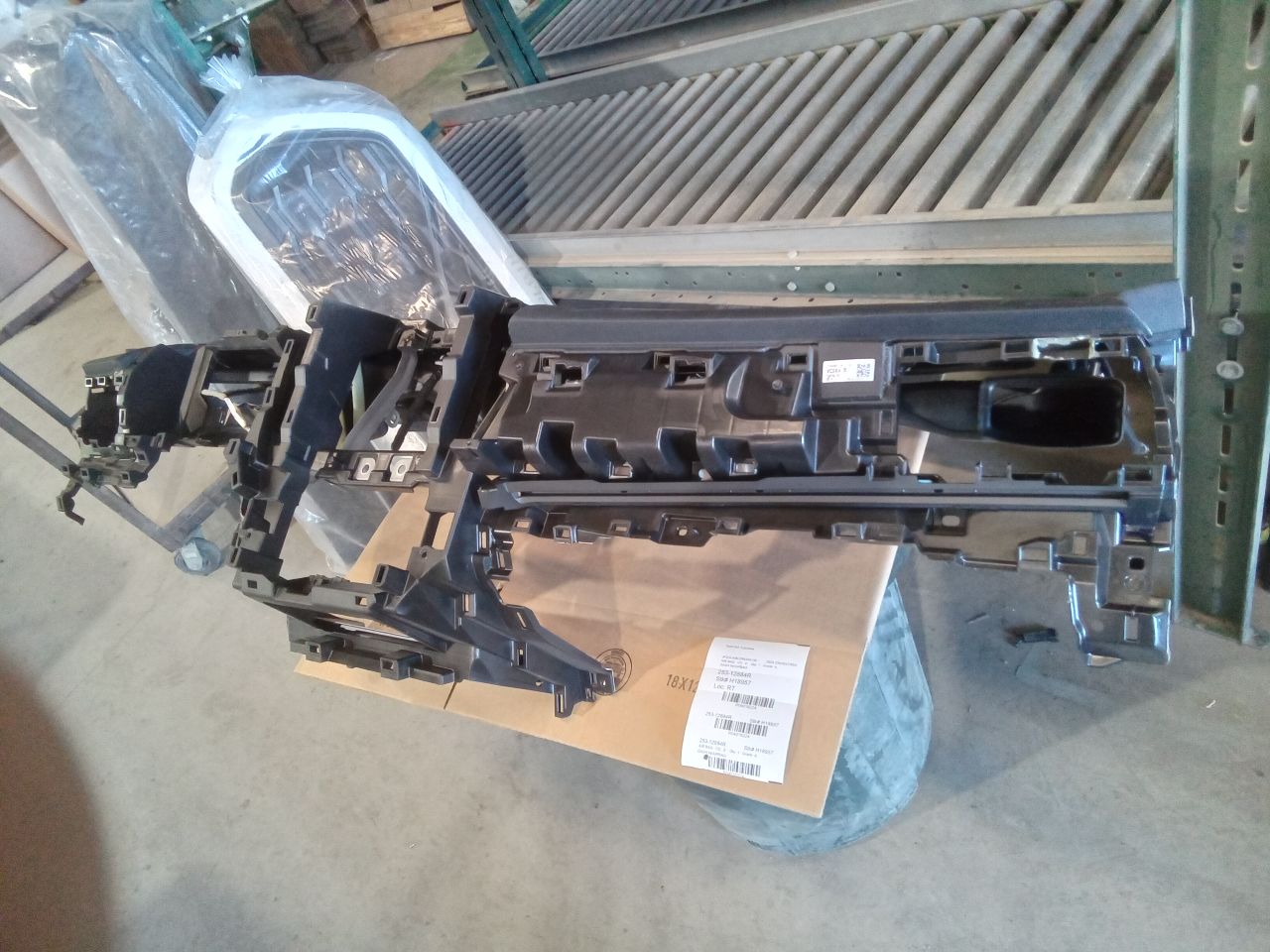 Part image 4