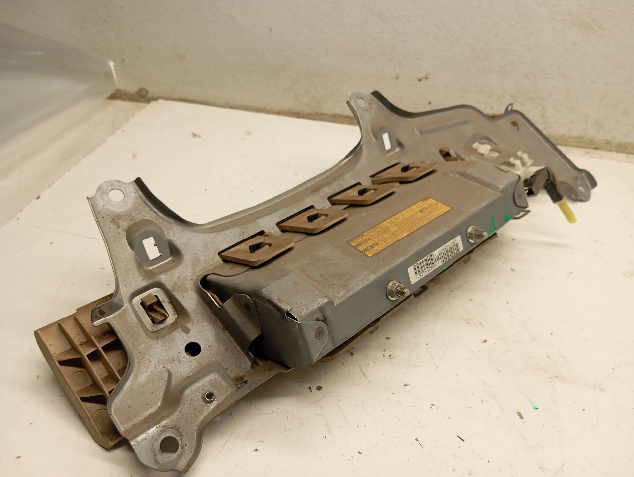 Part image 4