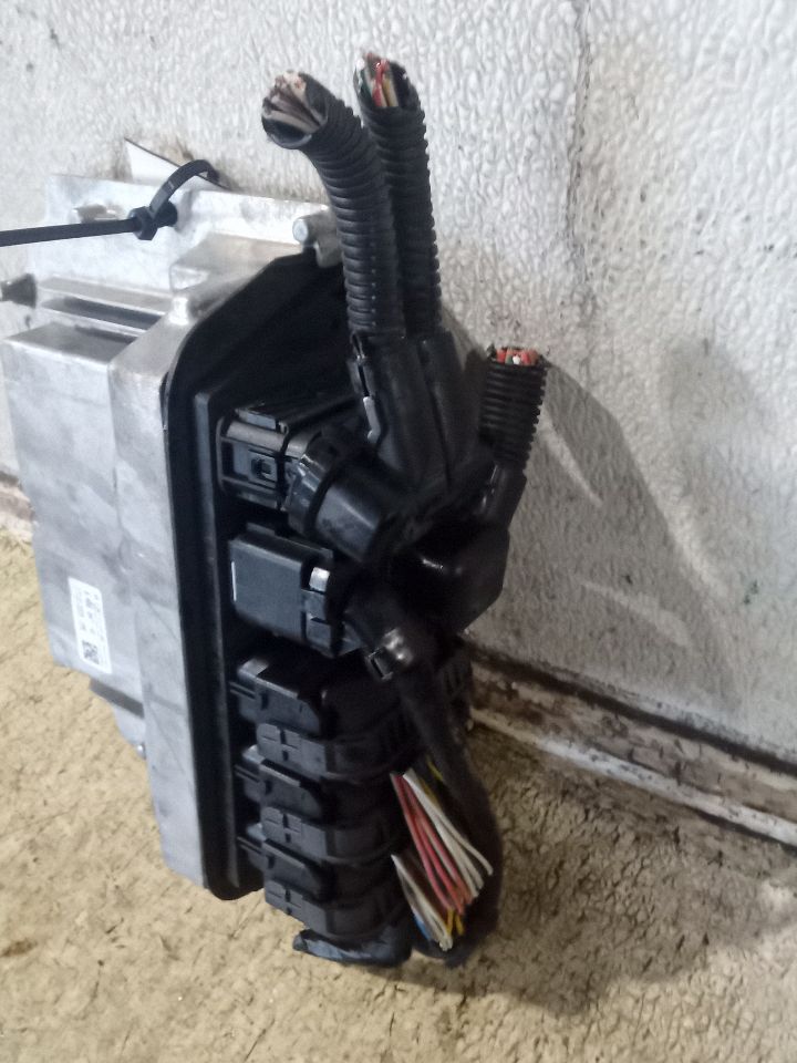 Part image 7