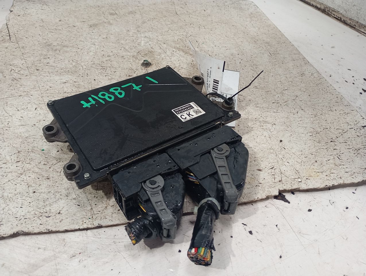 Part image 3