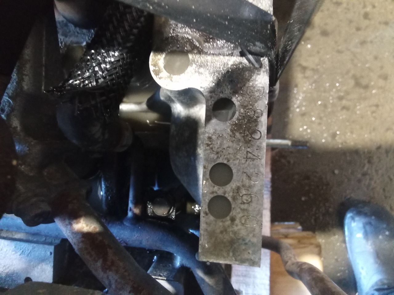 Part image 17
