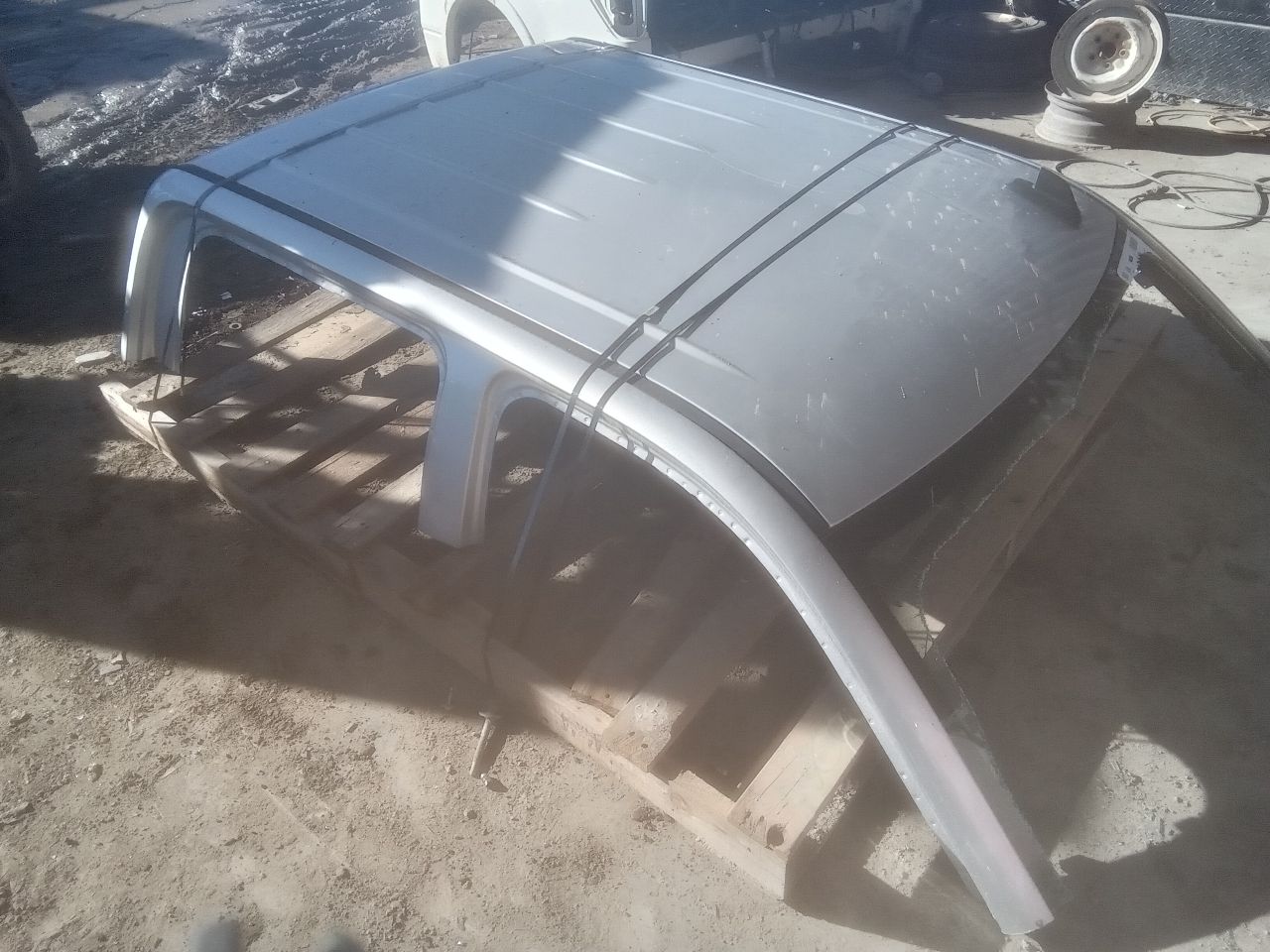 Part image 3