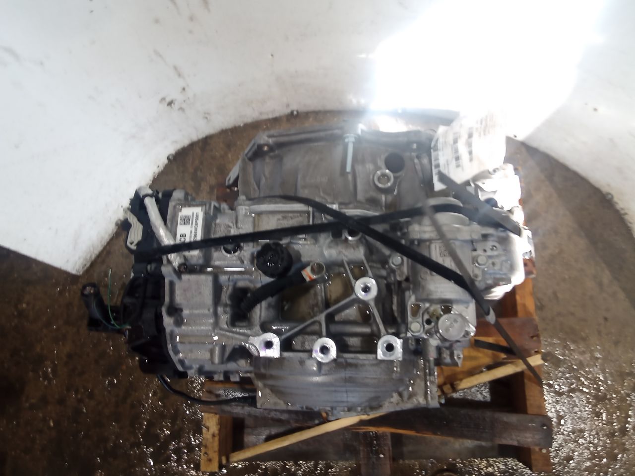 Part image 3